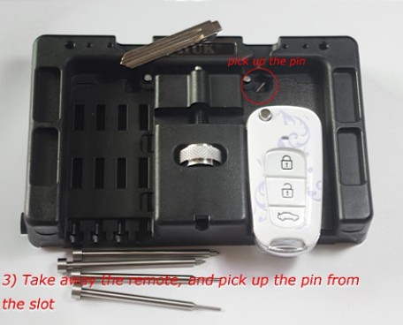 Folding Remotes Quick Removal/Installation Tool